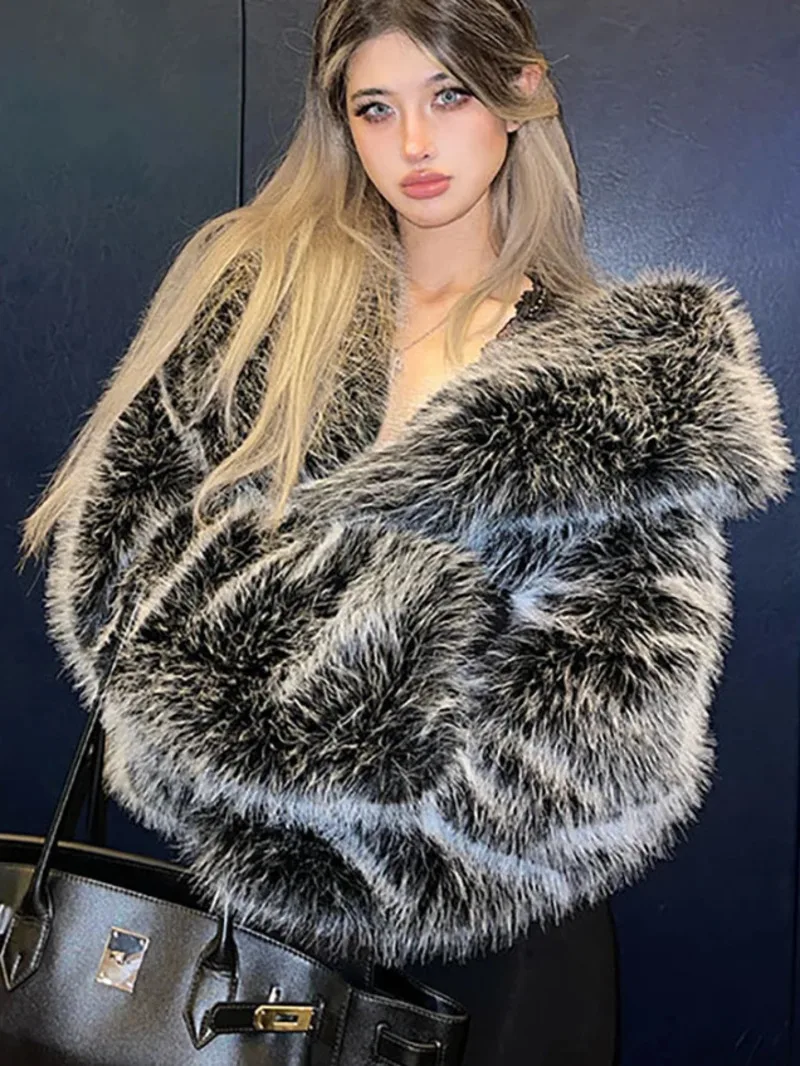 Fashion Imitation Fur Coat Women'a Lapel Loose Long Sleeves Thick Plush Jackets Winter New 71WIC
Fashion Imitation Fur Coat Women'a Lapel Loose Long Sleeves Thick Plush Jackets Winter New 71WIC