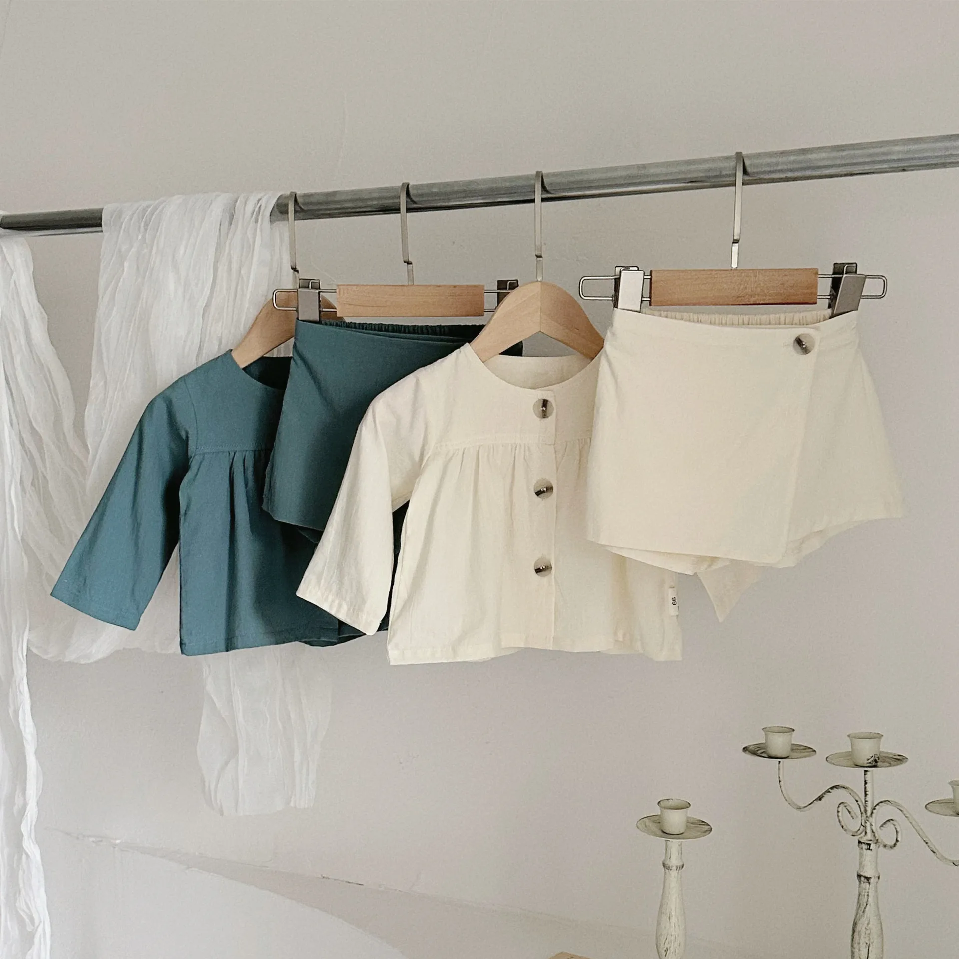 2024 Autumn New Baby Girl Long Sleeve Clothes Set Infant Toddler Loose Doll Shirts + Shorts Skirt 2pcs Suit Baby Casual Outfits
2024 Autumn New Baby Girl Long Sleeve Clothes Set Infant Toddler Loose Doll Shirts + Shorts Skirt 2pcs Suit Baby Casual Outfits