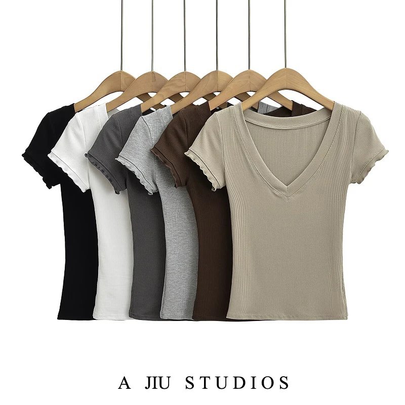 Американский ретро-топ с V-образным вырезом, женский летний эластичный универсальный облегающий сексуальный базовый топ для уличного стиля
Американский ретро-топ с V-образным вырезом, женский летний эластичный универсальный облегающий сексуальный базовый топ для уличного стиля