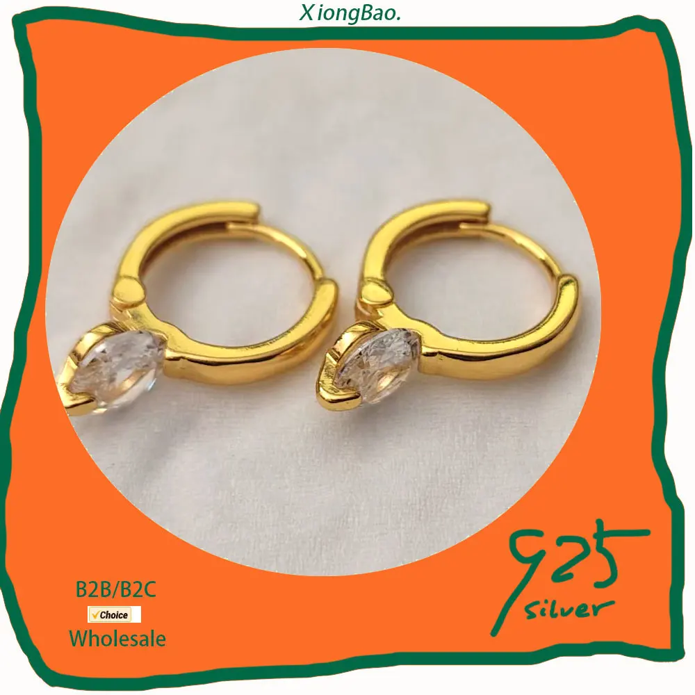 Новые серьги-шармы Hot 2026, серебро 925 пробы, новые женские украшения, высококачественные, с кубическим цирконием, простые, золотистого цвета, в ретро-стиле
Новые серьги-шармы Hot 2026, серебро 925 пробы, новые женские украшения, высококачественные, с кубическим цирконием, простые, золотистого цвета, в ретро-стиле