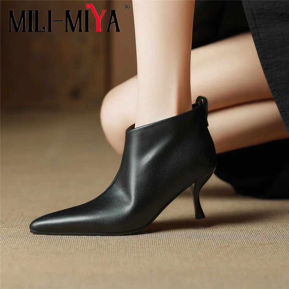 MILI-MIYA Sexy Pointed Color Retro Style Women Full Genuine Leather Ankle Boots Thin Heels Solid Color Big Size 34-40 Handmade
MILI-MIYA Sexy Pointed Color Retro Style Women Full Genuine Leather Ankle Boots Thin Heels Solid Color Big Size 34-40 Handmade