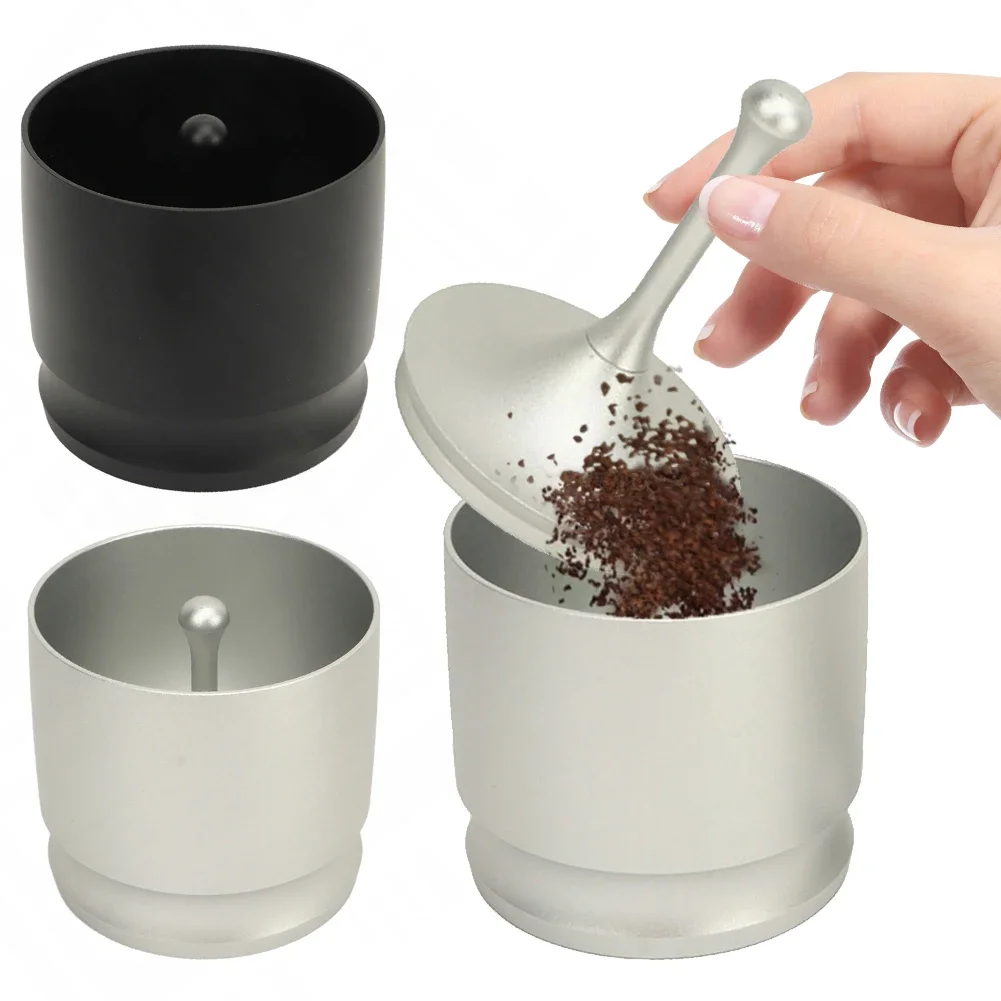 Coffee Powder Receiver Coffee Grinder Accessory Coffee Dosing Cup Rust Resistant Aluminum Alloy Compatible with 58mm Portafilter
Coffee Powder Receiver Coffee Grinder Accessory Coffee Dosing Cup Rust Resistant Aluminum Alloy Compatible with 58mm Portafilter
