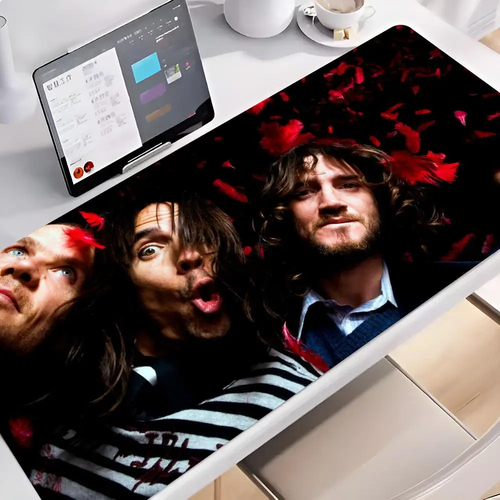 Red Hot C-Chili Peppers Mouse Pad Anime game mause pads cs lol XXL Home HD Computer Desk Mats Carpet Gamer Office Laptop Soft D
Red Hot C-Chili Peppers Mouse Pad Anime game mause pads cs lol XXL Home HD Computer Desk Mats Carpet Gamer Office Laptop Soft D