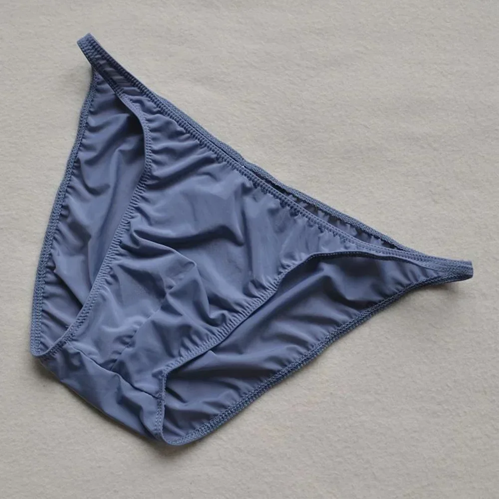 Men Sexy Lingerie Soft Silky Underwear Elastic Trucks Breathable Briefs Seamless Panties Ultra-Thin Homewear Underpants Shorts
Men Sexy Lingerie Soft Silky Underwear Elastic Trucks Breathable Briefs Seamless Panties Ultra-Thin Homewear Underpants Shorts