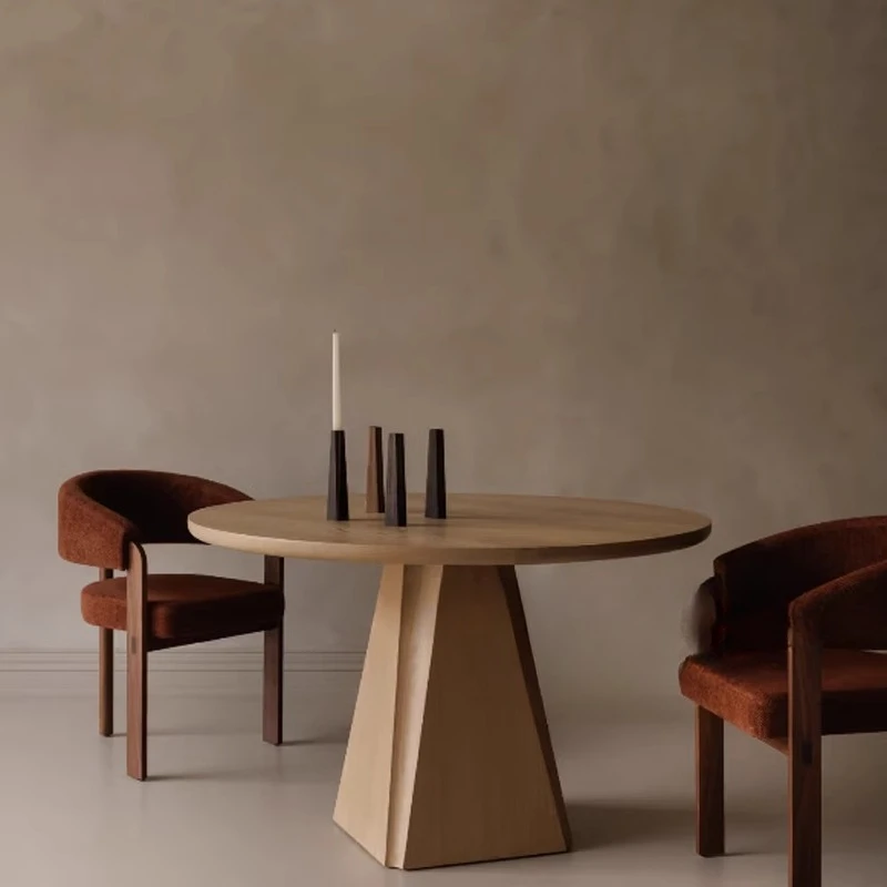 Medieval style simple negotiation table Nordic round retro solid wood dining table
Medieval style simple negotiation table Nordic round retro solid wood dining table