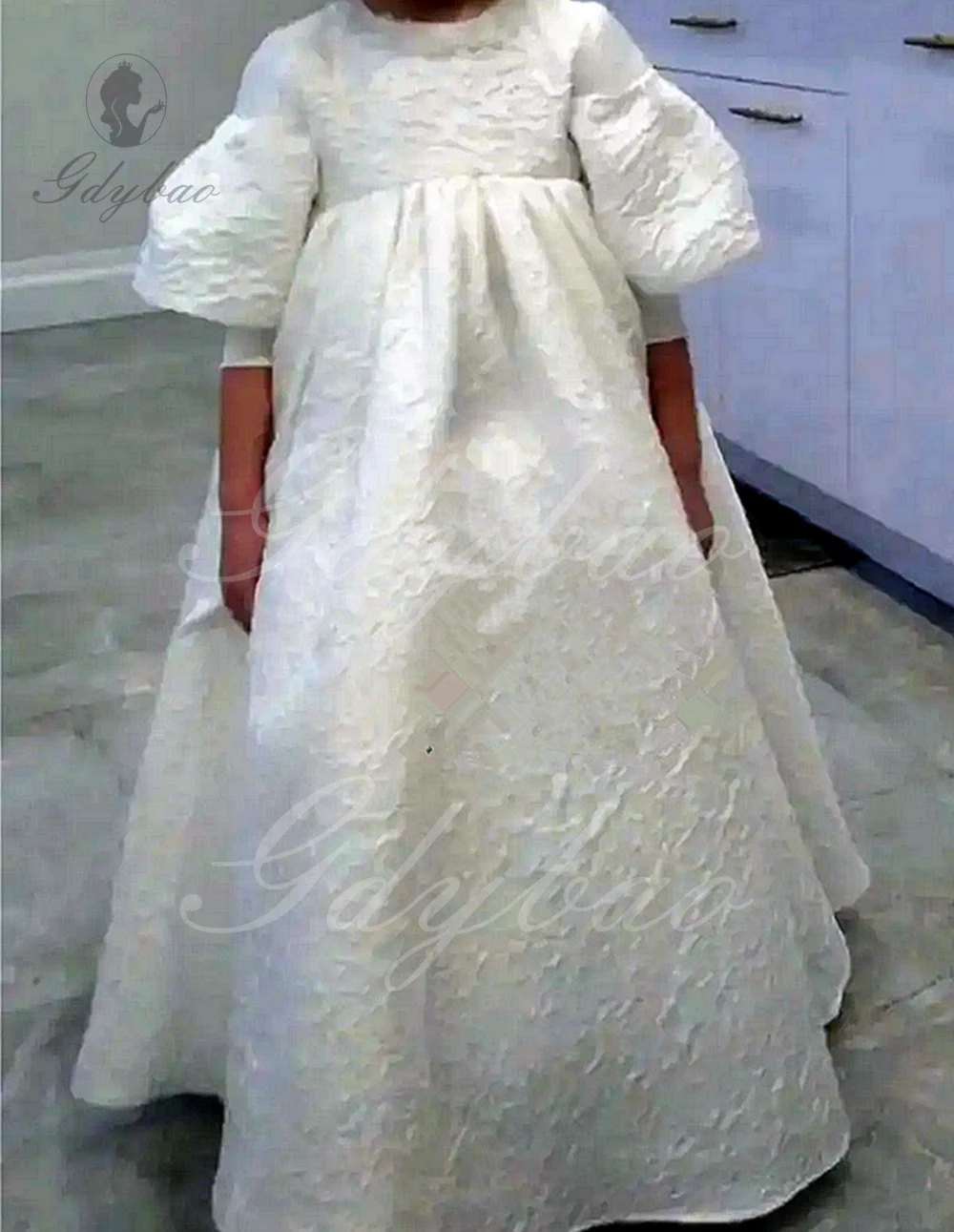 Customized White Flower Girl Dress For Wedding Satin Puffy Half Puffy Sleeves Kids Birthday First Communion Ball Gown
Customized White Flower Girl Dress For Wedding Satin Puffy Half Puffy Sleeves Kids Birthday First Communion Ball Gown