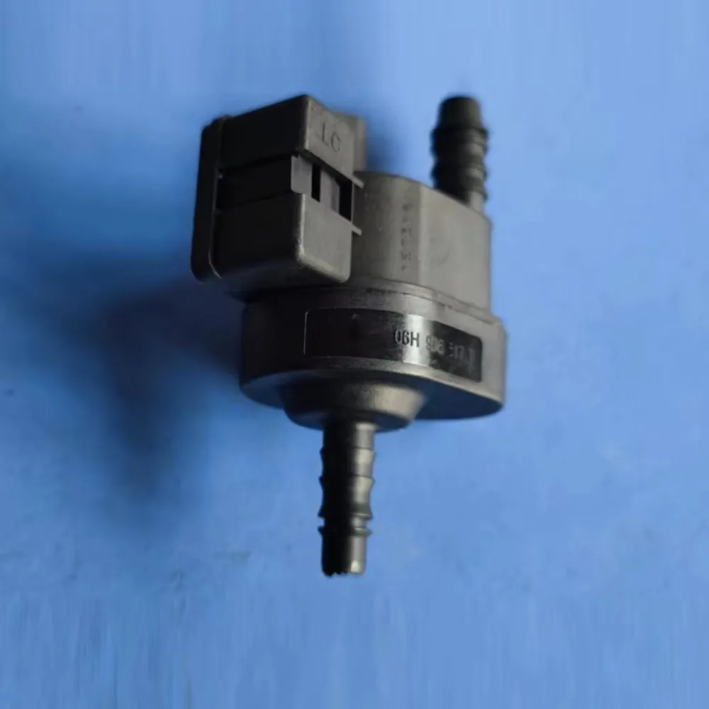 06H 906517 Válvula de ventilación de respiro solenoide T, CULB CULC DKTC DKTA DHHA DSNA, compatible con Audi A1 A3 Q2 Q3 TT Skod
06H 906517 Válvula de ventilación de respiro solenoide T, CULB CULC DKTC DKTA DHHA DSNA, compatible con Audi A1 A3 Q2 Q3 TT Skod