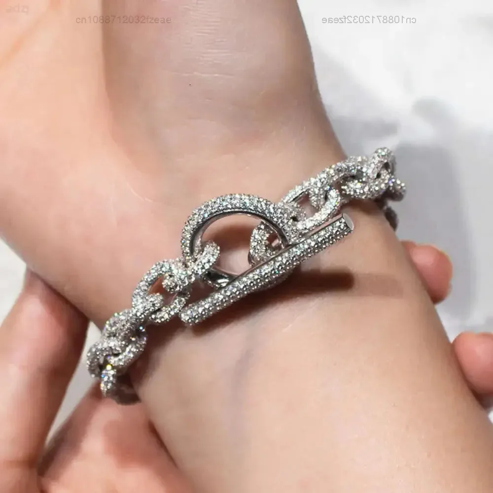 Luxury Iced Out Cuban Link Chain 7-9mm Width Vvs Moissanite Diamond 925 Silver Cuban Link Chain Bracelet
Luxury Iced Out Cuban Link Chain 7-9mm Width Vvs Moissanite Diamond 925 Silver Cuban Link Chain Bracelet