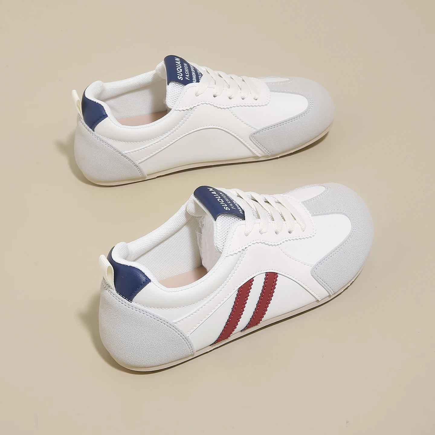 K3910 German Training White Shoes for Women 2025 Autum Ins Korean Version New Height-Increasing Student Running Sports Rest
K3910 German Training White Shoes for Women 2025 Autum Ins Korean Version New Height-Increasing Student Running Sports Rest