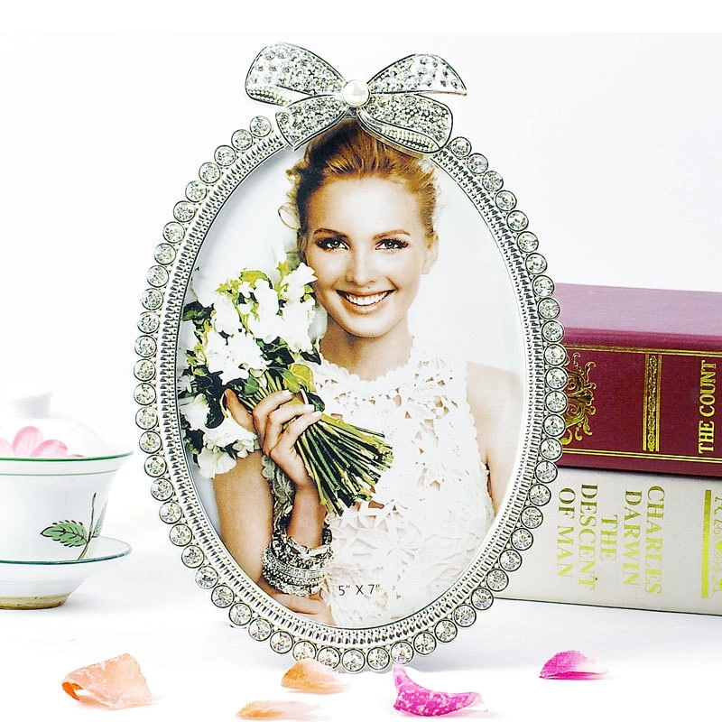 Имитация овальных фоторамок, украшение для стола, картины, фигурки, портретная рамка, художественные винтажные украшения для домашнего декора
Имитация овальных фоторамок, украшение для стола, картины, фигурки, портретная рамка, художественные винтажные украшения для домашнего декора