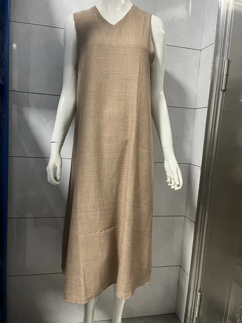Casual Solid Color Sundress Summer Loose Cotton Linen Deep V Sleeveless Pocket Pullover Long A-line Large Sling Skirt For Women
Casual Solid Color Sundress Summer Loose Cotton Linen Deep V Sleeveless Pocket Pullover Long A-line Large Sling Skirt For Women