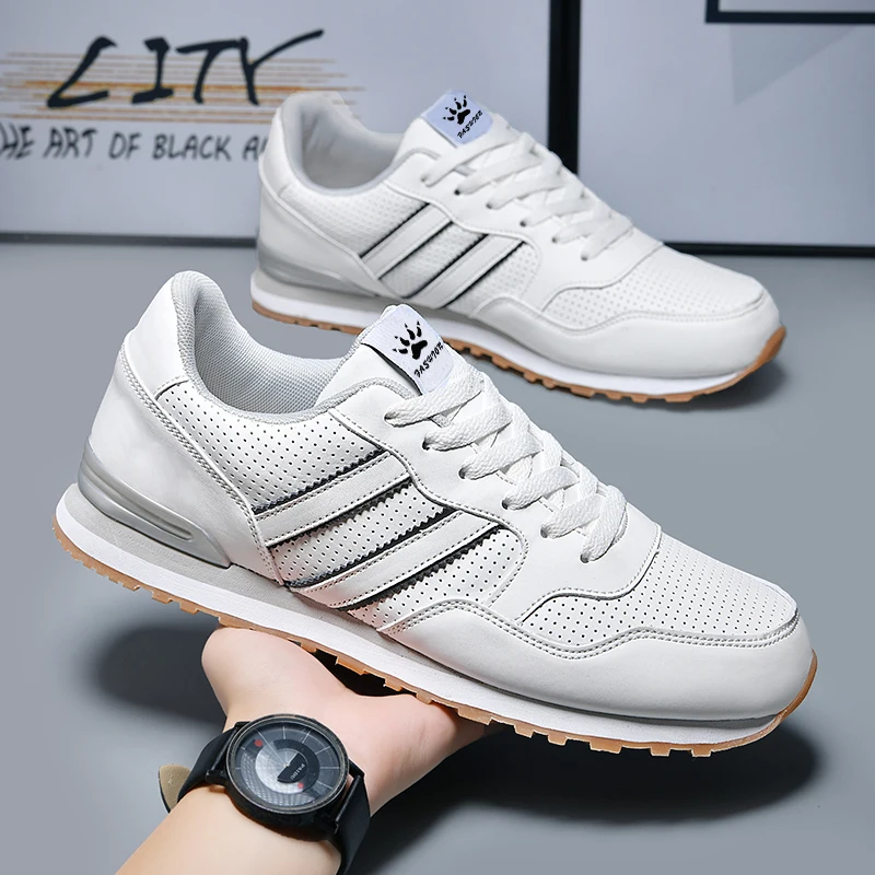 Men's spring and summer breathable and versatile Forrest Gump shoes outdoor breathable mesh jogging two-star sneakers
Men's spring and summer breathable and versatile Forrest Gump shoes outdoor breathable mesh jogging two-star sneakers