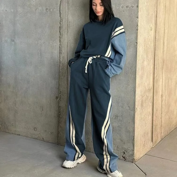 Color Blo Striped Dstring Hoodie And Trousers Sportswear Set Long Sve round Ne Casual Women's Outfit Two Piece Set
Color Blo Striped Dstring Hoodie And Trousers Sportswear Set Long Sve round Ne Casual Women's Outfit Two Piece Set