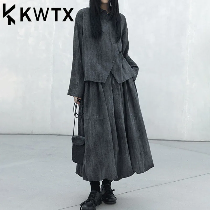 KWTX Vintage Women’s 2 Piece Set Irregular Button Shirt Top Pleated A-Line Skirt Grey Tie Dye Spring Summer 2025 Designer
KWTX Vintage Women’s 2 Piece Set Irregular Button Shirt Top Pleated A-Line Skirt Grey Tie Dye Spring Summer 2025 Designer