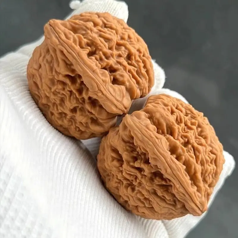 Premium Top Four Building Lion Head Wenwan Walnut Qilin Official Hat Natural Hand Massage Stress Relief Collectible Gift for Men
Premium Top Four Building Lion Head Wenwan Walnut Qilin Official Hat Natural Hand Massage Stress Relief Collectible Gift for Men