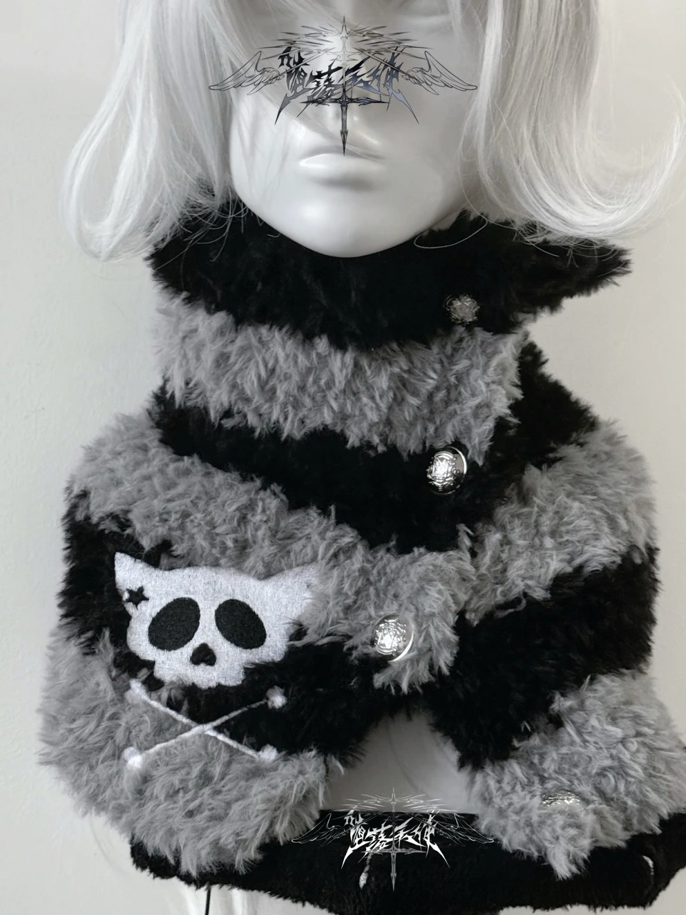 Original Subculture Y2k Punk Dark Cute Skull Plush Scarf Scarf Versatile Warm Neutral Wind
Original Subculture Y2k Punk Dark Cute Skull Plush Scarf Scarf Versatile Warm Neutral Wind