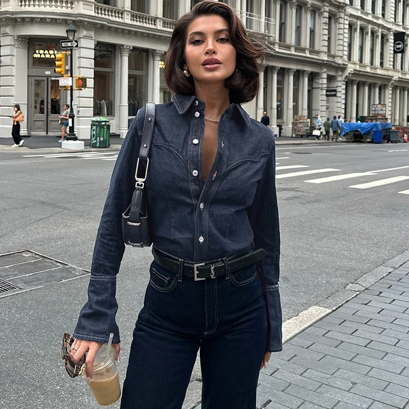 Tornova Тонкая модная джинсовая рубашка для женщин Однобортный топ с лацканами и длинными рукавами Hot Gril Club Повседневные блузки 2025 Новая рубашка
Tornova Тонкая модная джинсовая рубашка для женщин Однобортный топ с лацканами и длинными рукавами Hot Gril Club Повседневные блузки 2025 Новая рубашка