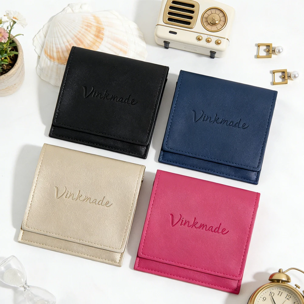 Роскошные 8x8 см серьги с логотипом, ожерелье, сумка из искусственной кожи, упаковочные сумки для обручальных колец, кожаные ювелирные изделия, подарочный браслет, коробка-органайзер, чехол
Роскошные 8x8 см серьги с логотипом, ожерелье, сумка из искусственной кожи, упаковочные сумки для обручальных колец, кожаные ювелирные изделия, подарочный браслет, коробка-органайзер, чехол