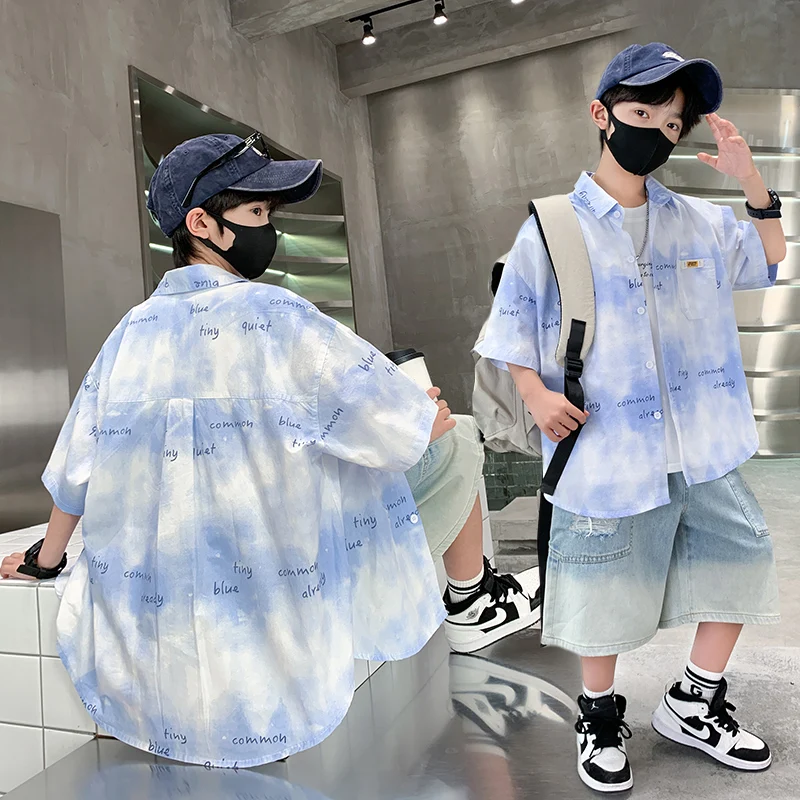Loose Style Children Summer Short Sleeve Shirt for Boys Korean Letter Print Blouse High Fashion Kids Causal Clothing Outfit
Loose Style Children Summer Short Sleeve Shirt for Boys Korean Letter Print Blouse High Fashion Kids Causal Clothing Outfit