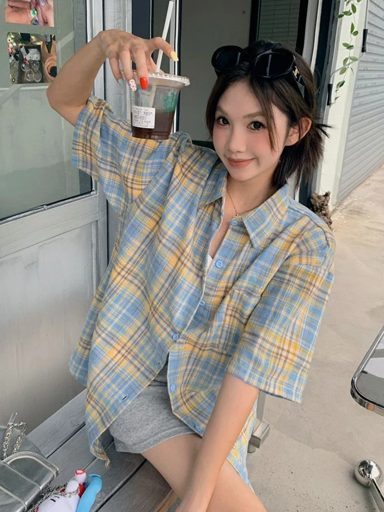 Zoki American Retro Plaid Shirt Women Loose Short Sleeve Casual Y2K Blouse Summer Vintage Oversize Bf Streetwear Design Tops New
Zoki American Retro Plaid Shirt Women Loose Short Sleeve Casual Y2K Blouse Summer Vintage Oversize Bf Streetwear Design Tops New