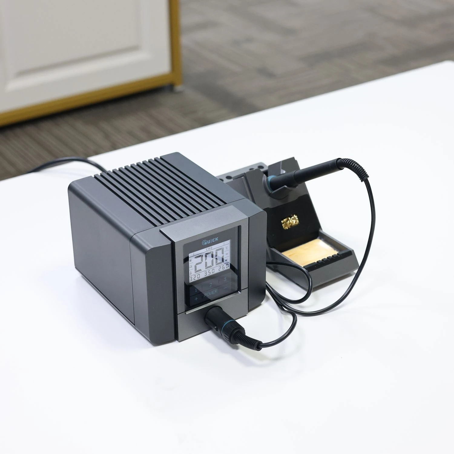 QUICK TS1200A 120W Soldering Station with Accurate Temperature Control and Anti-Static Design for Electronics Repair
QUICK TS1200A 120W Soldering Station with Accurate Temperature Control and Anti-Static Design for Electronics Repair