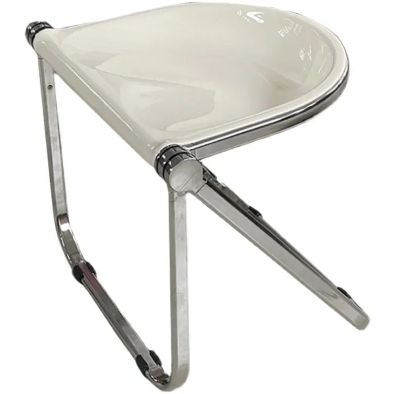 Simple dining chair household transparent medieval furniture folding stool ins chair acrylic stool plastic crystal chair
Simple dining chair household transparent medieval furniture folding stool ins chair acrylic stool plastic crystal chair