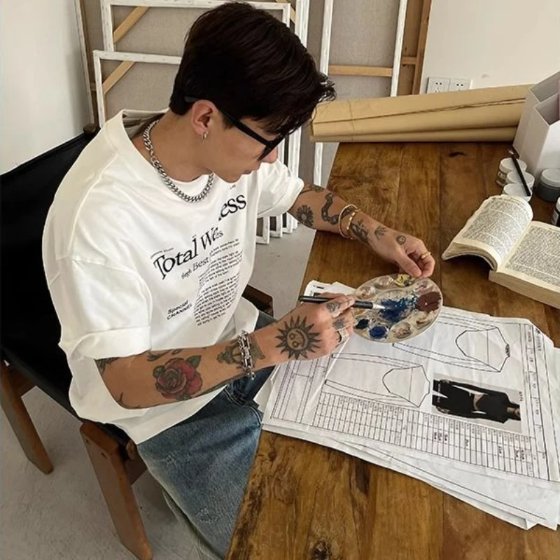 Fashionable Korean Pure Cotton Printed Graphic T-shirt 2024 Summer New Y2K Street Fashion Brand Men Women Loose Half-sleeved Top
Fashionable Korean Pure Cotton Printed Graphic T-shirt 2024 Summer New Y2K Street Fashion Brand Men Women Loose Half-sleeved Top