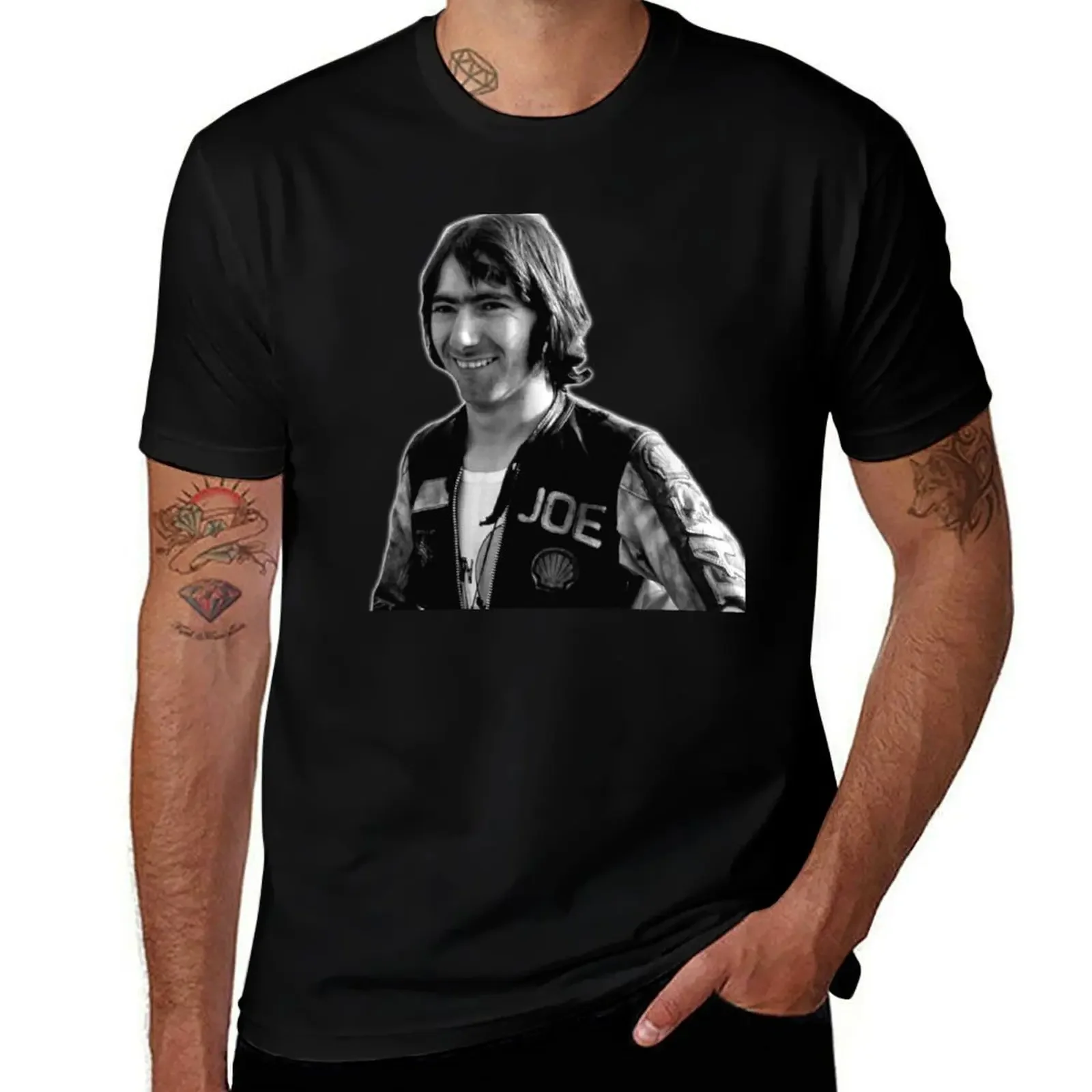 Joey Dunlop, King of the Mountain T-Shirt Man t-shirt plus size clothes men clothings
Joey Dunlop, King of the Mountain T-Shirt Man t-shirt plus size clothes men clothings