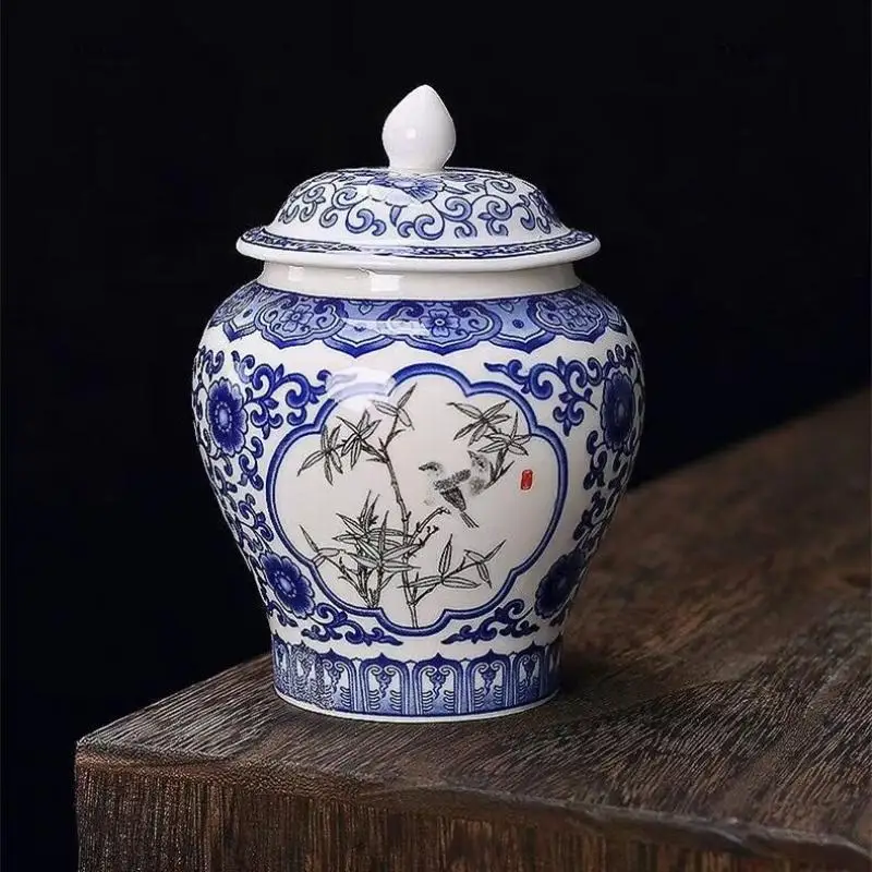 Chinese Blue and White Floral Porcelain Ceramic Vases, Tea Sugar Jar
Chinese Blue and White Floral Porcelain Ceramic Vases, Tea Sugar Jar