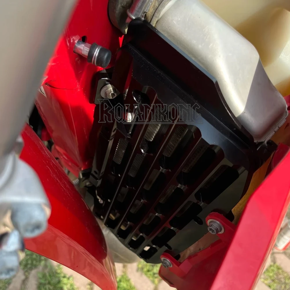 Motor bike For GASGAS MC125/MC250/MC250F/MC450F MC 125 250 350 250F 350F 2021 2022 2023 2024 2025 Radiator Grille Guard Cover
Motor bike For GASGAS MC125/MC250/MC250F/MC450F MC 125 250 350 250F 350F 2021 2022 2023 2024 2025 Radiator Grille Guard Cover