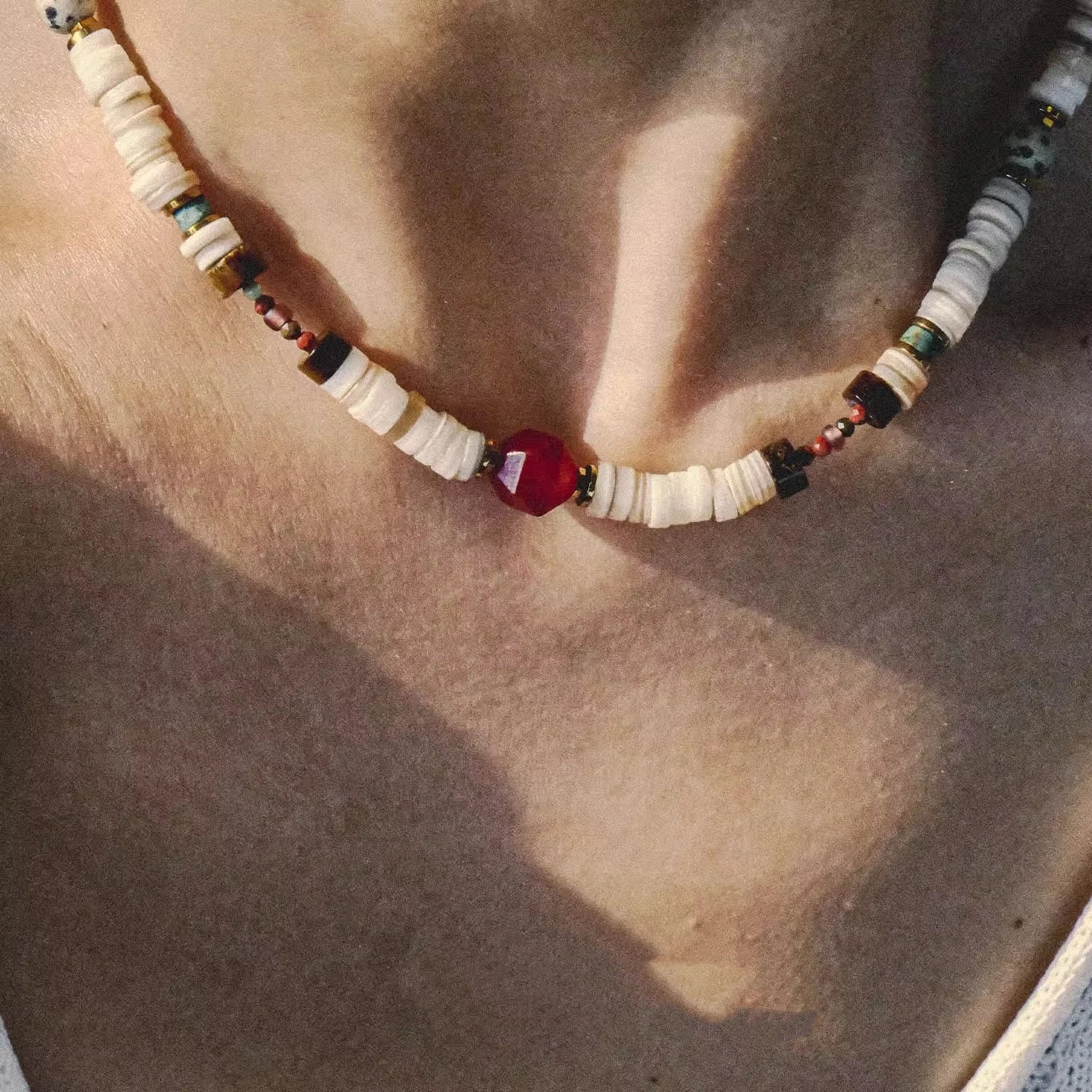 Fashion Women Summer Beach Shell Agate Bead Surfer Necklace Simple Geometric Tribal Ethnic Handmade Chain Men Girls Jewelry Gift
Fashion Women Summer Beach Shell Agate Bead Surfer Necklace Simple Geometric Tribal Ethnic Handmade Chain Men Girls Jewelry Gift