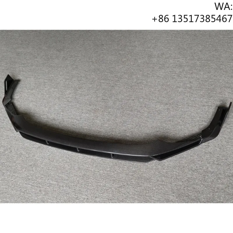 Car Front Lip Upgrade Aul Style Dry Carbon Fiber Front Splitter Front Lip Suitable for Audi RS6/RS7
Car Front Lip Upgrade Aul Style Dry Carbon Fiber Front Splitter Front Lip Suitable for Audi RS6/RS7