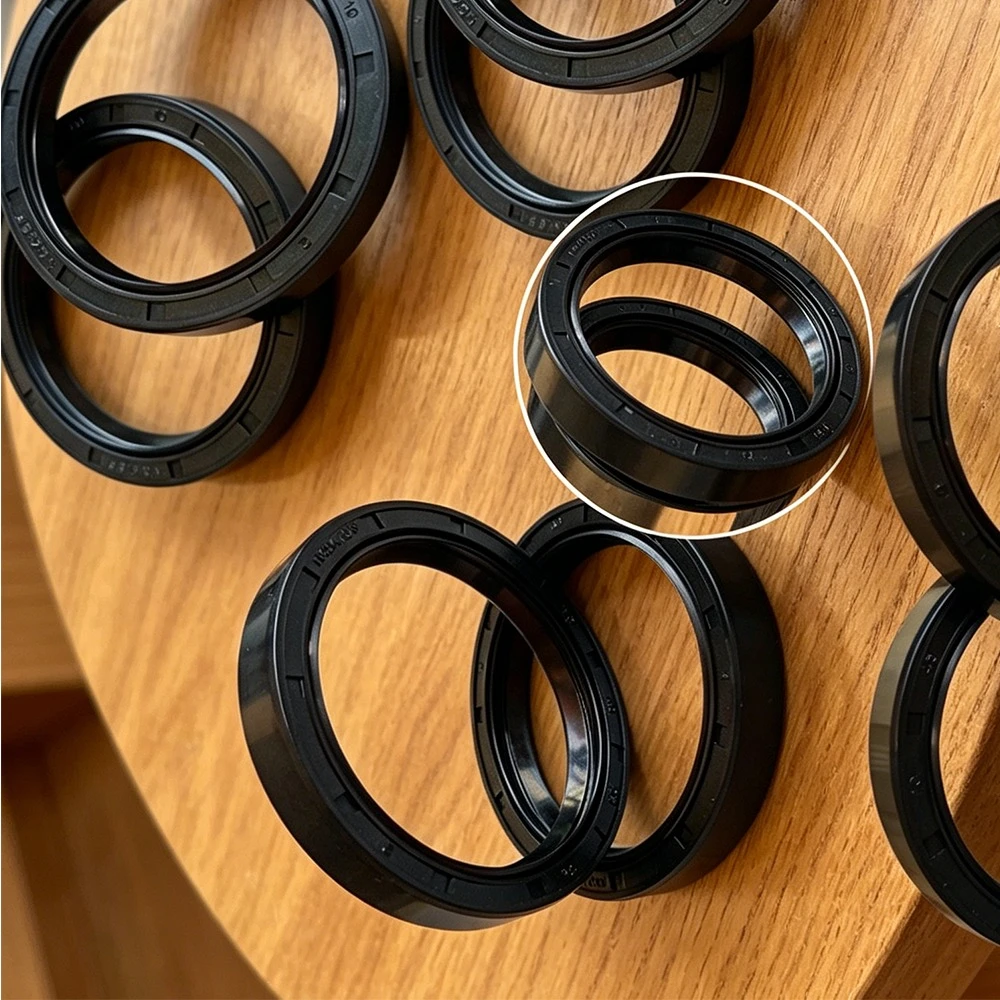 2pc/4/8/16pc 52x60x7 52*60*7 52 60 7 Motorcycle Part Front Shock Absorber Fork Damper Shaft Oil Seal Retainers Bike Modification
2pc/4/8/16pc 52x60x7 52*60*7 52 60 7 Motorcycle Part Front Shock Absorber Fork Damper Shaft Oil Seal Retainers Bike Modification