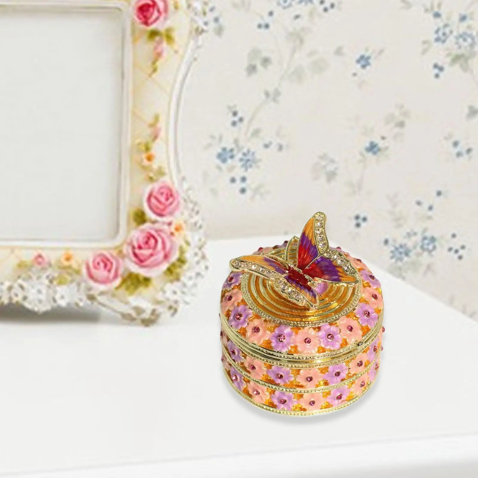 Vintage Jewelry Box Trinket Box Collectible Ornament Keepsake Jewelry Case for Necklaces Rings Charms Ear Gift
Vintage Jewelry Box Trinket Box Collectible Ornament Keepsake Jewelry Case for Necklaces Rings Charms Ear Gift
