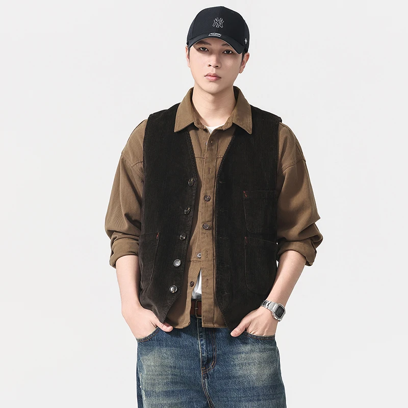 Pure Cotton Corduroy Suit Vest Men American Retro Fashion Streetwear Loose Casual Cargo Vest Male Waistcoat Jacket
Pure Cotton Corduroy Suit Vest Men American Retro Fashion Streetwear Loose Casual Cargo Vest Male Waistcoat Jacket