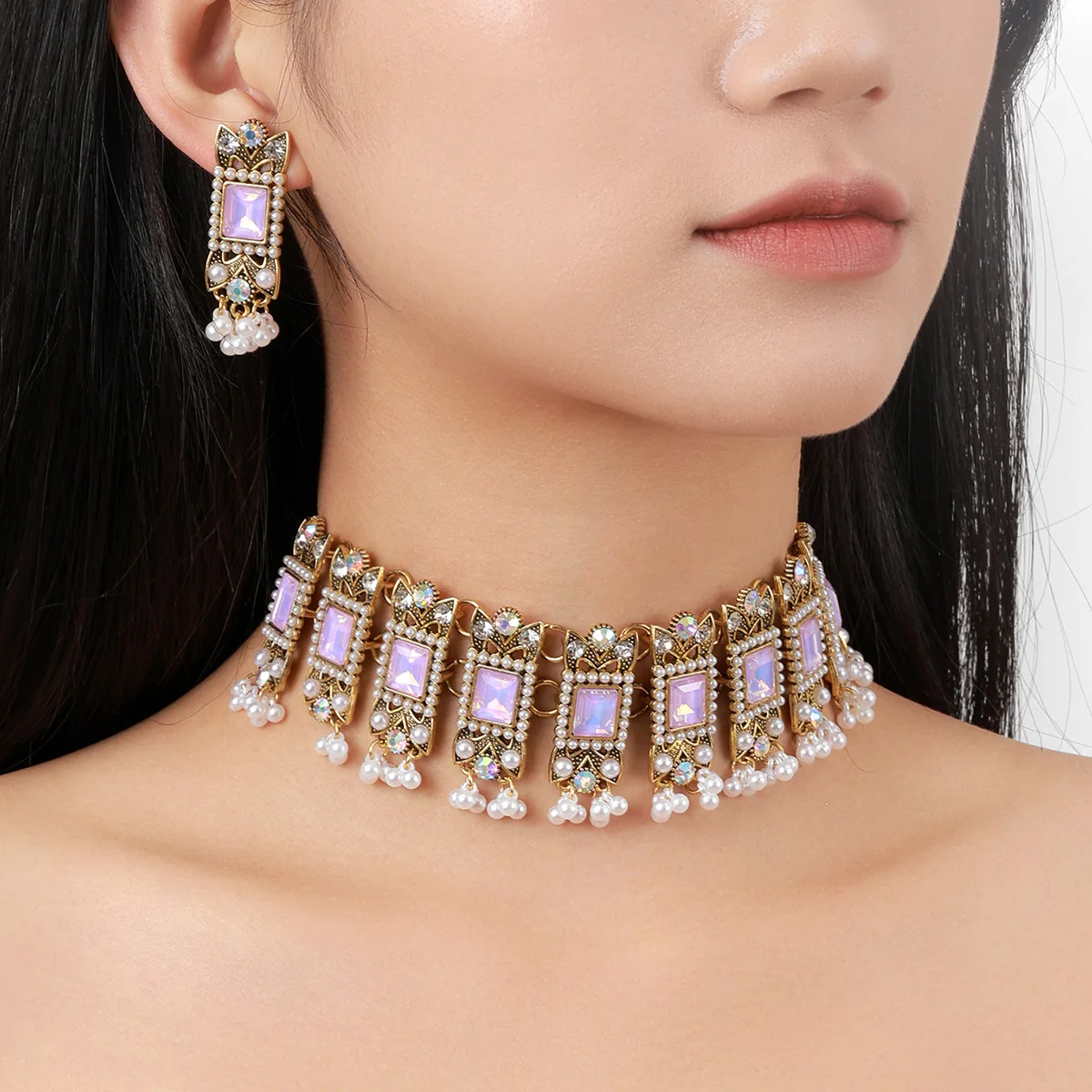 Fashion retro mid-eastern style multi-layer ancient gold crystal gemstone exaggerated temperament earrings necklace jewelry set
Fashion retro mid-eastern style multi-layer ancient gold crystal gemstone exaggerated temperament earrings necklace jewelry set