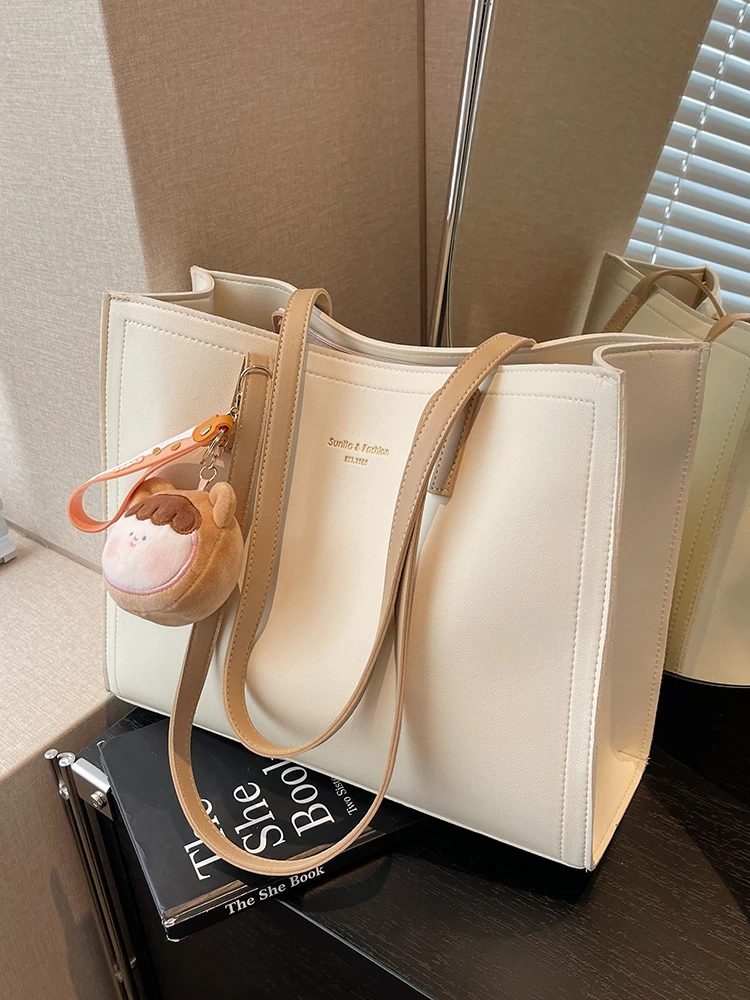 Vintage Large PU Leather Tote Bags For Women New Trend Design Commuter Work A4 Shoulder Side Bag Office Ladies Handbags
Vintage Large PU Leather Tote Bags For Women New Trend Design Commuter Work A4 Shoulder Side Bag Office Ladies Handbags