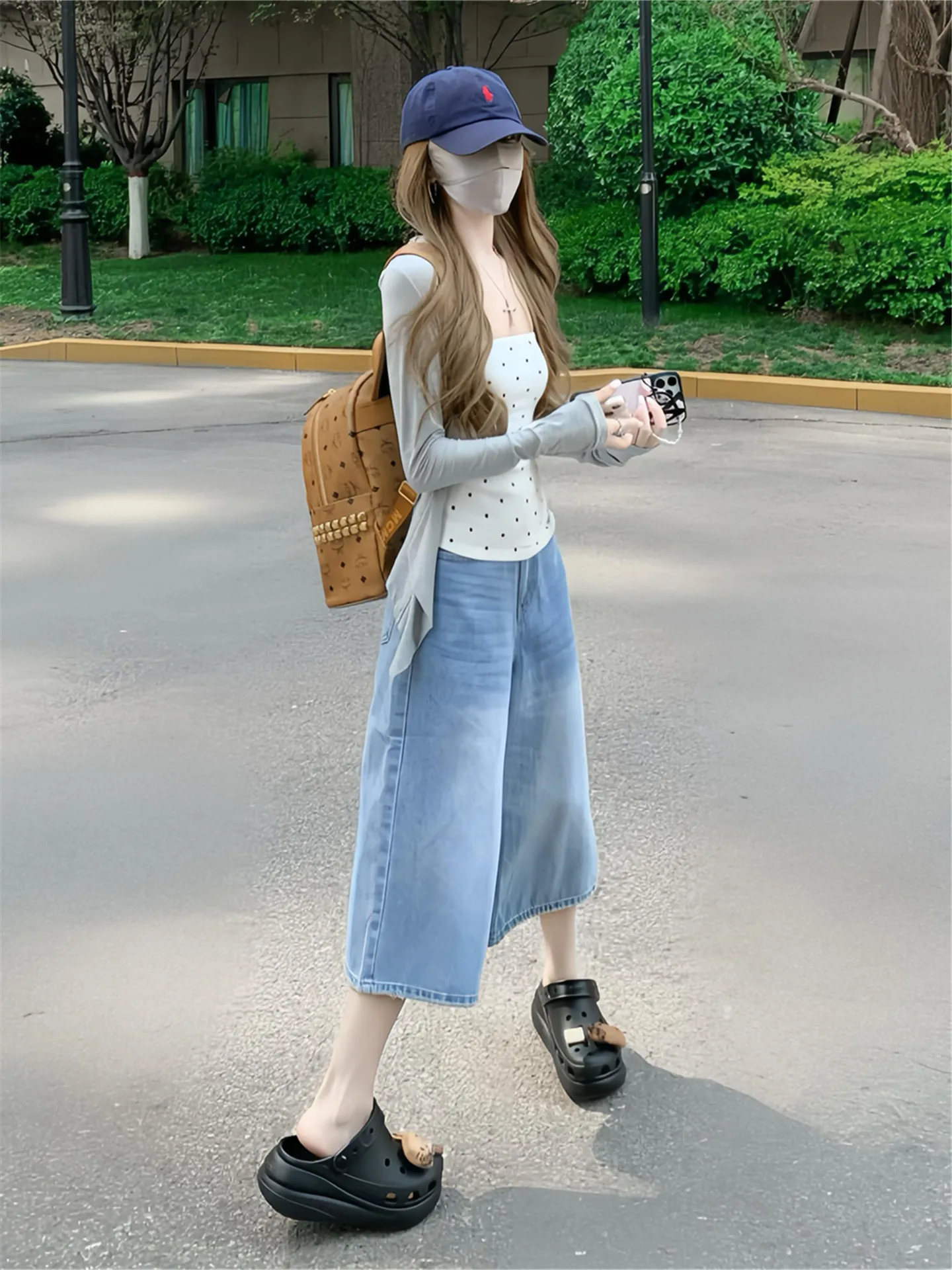 American Street Style Light Blue High Waist Skinny Washed Denim Mid-Length Shorts Women Summer Casual Cotton Wide Leg Jeans
American Street Style Light Blue High Waist Skinny Washed Denim Mid-Length Shorts Women Summer Casual Cotton Wide Leg Jeans