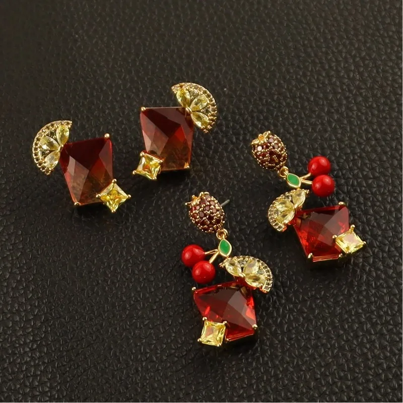 New Arrival Yellow Lemon Shape Garnet Geometry Stone Fruit Strawberry Cubic Zircon Stud Earring Creative Ear Crafts for Women
New Arrival Yellow Lemon Shape Garnet Geometry Stone Fruit Strawberry Cubic Zircon Stud Earring Creative Ear Crafts for Women
