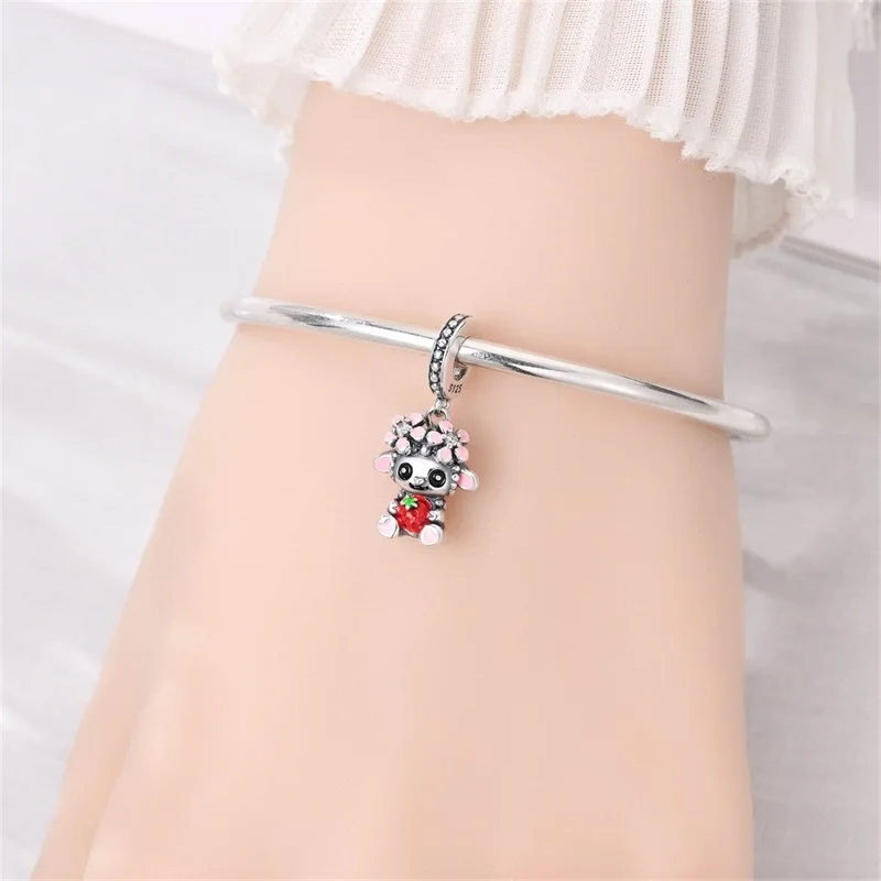 Hot Sales 925 Sterling Silver Cute Strawberry Lamb Charms Beads Fit Original Bracelet DIY For Women Birthday Jewelry Gifts
Hot Sales 925 Sterling Silver Cute Strawberry Lamb Charms Beads Fit Original Bracelet DIY For Women Birthday Jewelry Gifts
