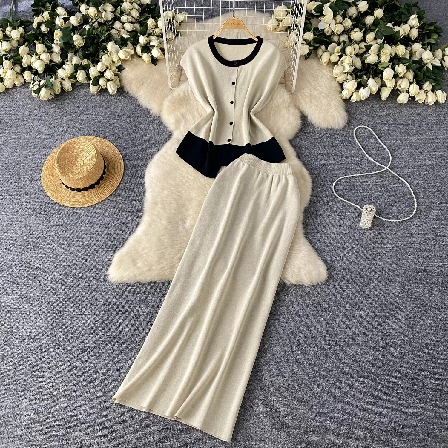 Two Piece Sets Women Skirt Set Dress Sets Short Sleeve Single Breasted Tops Long Skirts Knitted A Line High Waist Y2k Streetwear
Two Piece Sets Women Skirt Set Dress Sets Short Sleeve Single Breasted Tops Long Skirts Knitted A Line High Waist Y2k Streetwear