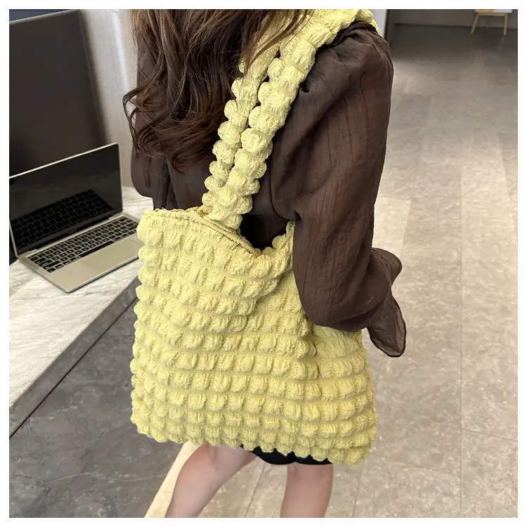 Сумки на плечо Складная сумка через плечо с пузырьками Портативная маленькая свежая женская сумка для покупок Сумка для подмышек
Сумки на плечо Складная сумка через плечо с пузырьками Портативная маленькая свежая женская сумка для покупок Сумка для подмышек