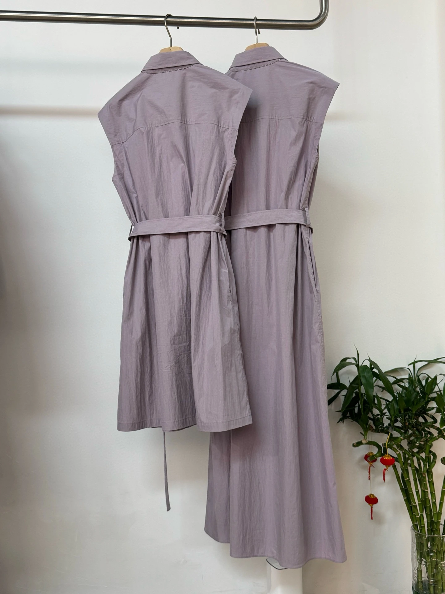 Summer Women's Temperament Slimming Sleeveless Chain Cotton Midi Skirt +Long Skirt
Summer Women's Temperament Slimming Sleeveless Chain Cotton Midi Skirt +Long Skirt