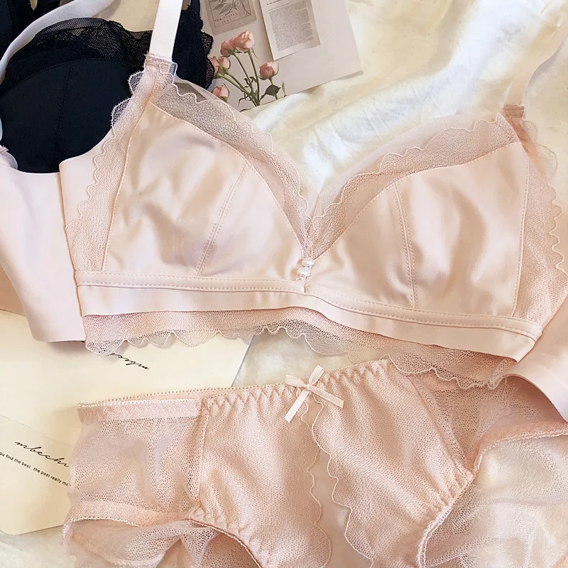 Simple jelly strip bra soft support without steel ring gathering and receiving breast adjustment underwear bralette set
Simple jelly strip bra soft support without steel ring gathering and receiving breast adjustment underwear bralette set
