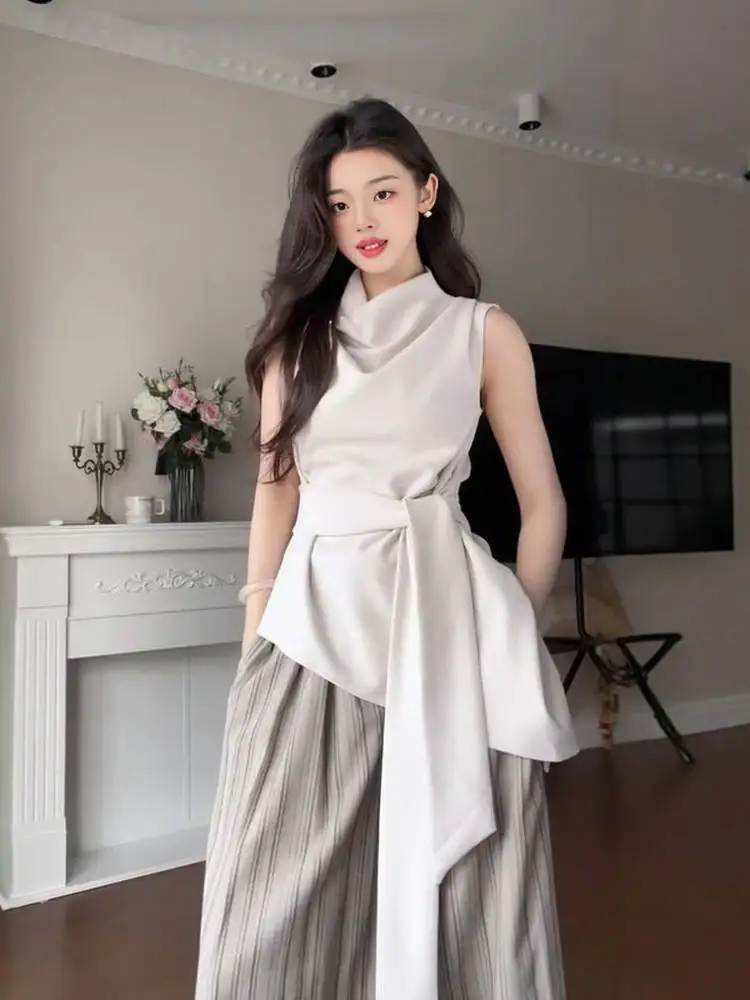 Elegant Women's Two-Piece Set Sleeveless Top Wide Leg Pants Summer Fashion Trend Cotton round Neck Vest Overhead Clothing
Elegant Women's Two-Piece Set Sleeveless Top Wide Leg Pants Summer Fashion Trend Cotton round Neck Vest Overhead Clothing