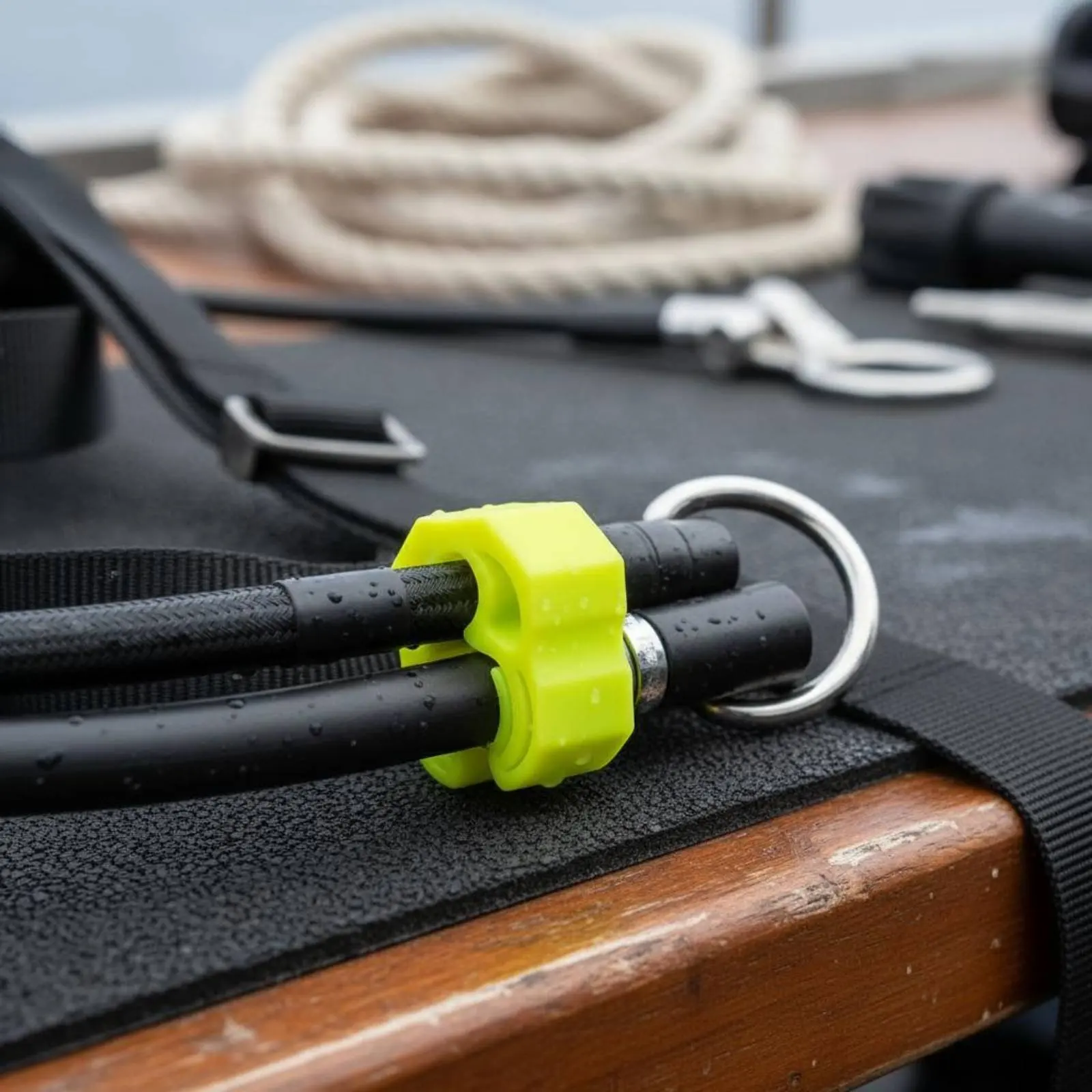 Double Hose Holder Fastener Long-Lasting Diving Hose Fastener Lightweight for Technical Divers
Double Hose Holder Fastener Long-Lasting Diving Hose Fastener Lightweight for Technical Divers
