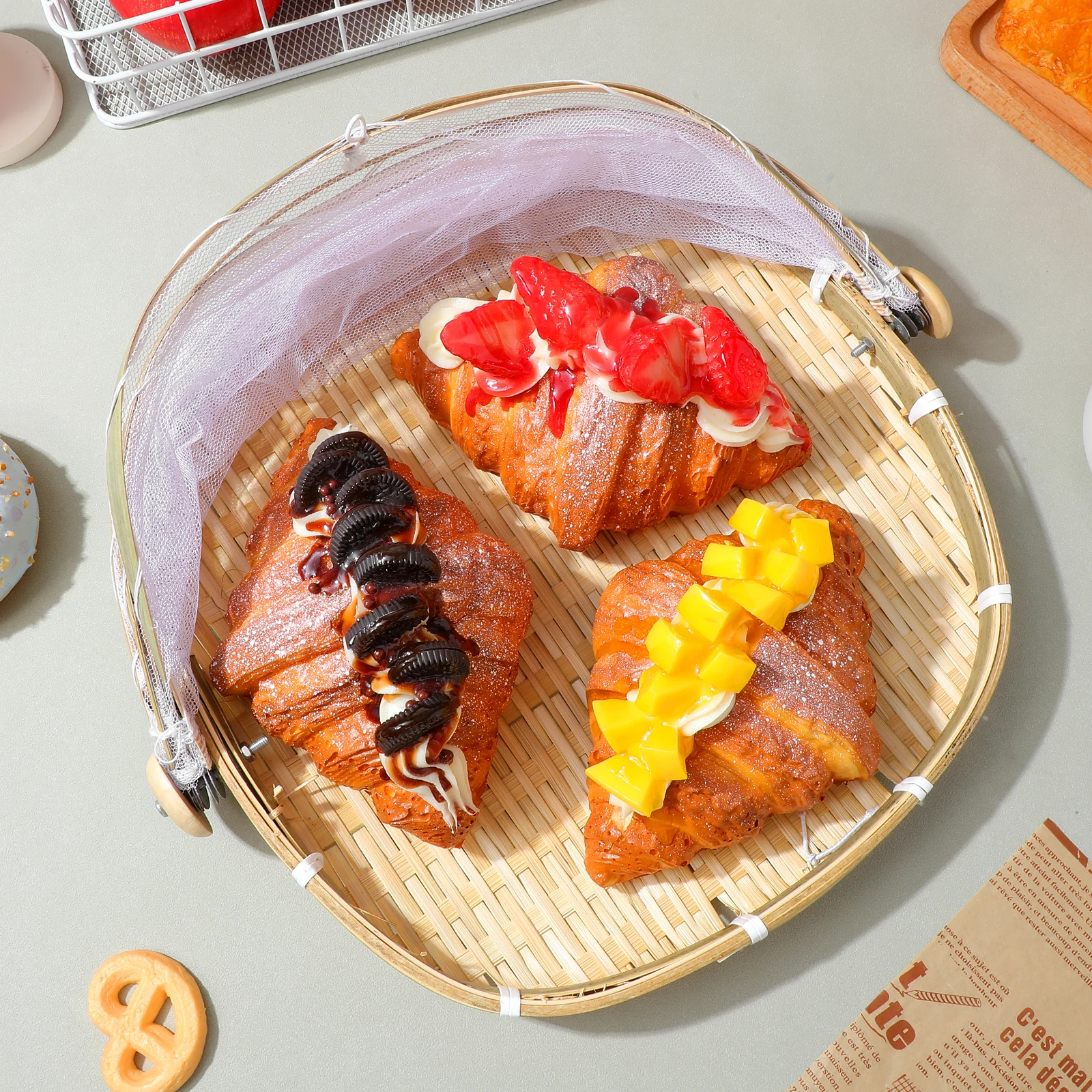 Bamboo Woven Basket With Mesh Cover For Bread Fruit Vegetable Storage Food Serving Tent Lightweight Picnic Basket
Bamboo Woven Basket With Mesh Cover For Bread Fruit Vegetable Storage Food Serving Tent Lightweight Picnic Basket