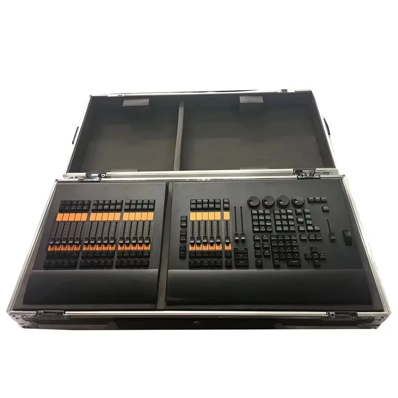 Command Wing Fader Wing Console Stage Lights Controller Dmx512 Dj Lighting Console With Flight Case for DJ Disco Stage Light
Command Wing Fader Wing Console Stage Lights Controller Dmx512 Dj Lighting Console With Flight Case for DJ Disco Stage Light