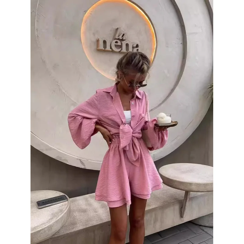 Summer European and American women's fashion long-sleeved top with lotus leaf hem shorts casual fashion suit for women
Summer European and American women's fashion long-sleeved top with lotus leaf hem shorts casual fashion suit for women
