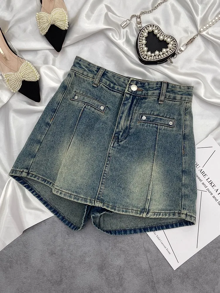 High Waist A-Line Denim Shorts Skirt Women Summer New Style Loose Design Slimming Hot Girl Short Pants Female Fashion Jeans
High Waist A-Line Denim Shorts Skirt Women Summer New Style Loose Design Slimming Hot Girl Short Pants Female Fashion Jeans